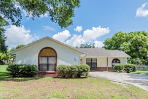 106 SUMMERHILL COURT, MINNEOLA, FL 34715 Sold 02/21/25
