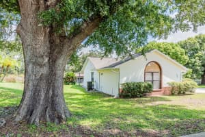 106 SUMMERHILL COURT, MINNEOLA, FL 34715 Sold 02/21/25