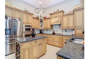 1285 LEXINGTON PARKWAY, APOPKA, FL 32712 Sold 09/30/24