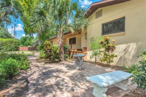 1123 WALTHAM AVE., BELLE ISLE, FL 32809 Sold 12/06/24
