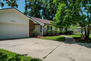 1281 EASTLAND POINT, LONGWOOD, FL 32750 Sold 03/14/25