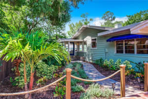 32545 LAKESHORE DRIVE, TAVARES, FL 32778 Sold 02/27/25