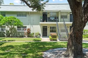 525 CONWAY ROAD, ORLANDO, FL 32807 Sold 10/08/24