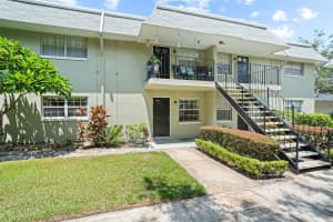 525 CONWAY ROAD, ORLANDO, FL 32807 Sold 10/08/24