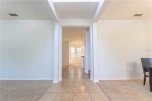 542 PARKER LEE LOOP, APOPKA, FL 32712 Sold 10/29/24