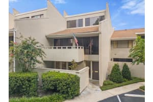388 LAKEVIEW STREET, ORLANDO, FL 32804 Sold 04/08/25