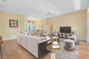 20810 QUEEN ALEXANDRA DRIVE, LEESBURG, FL 34748 Sold 12/03/24