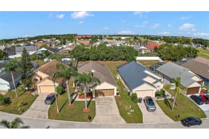 325 AYLESBURY LANE, DAVENPORT, FL 33837 Sold 10/30/24