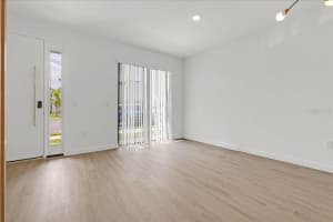 8775 ZEN DR, KISSIMMEE, FL 34747 Sold 05/22/25