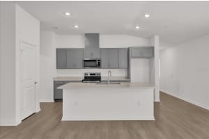 8560 CARIBBEAN PINE WAY, LAKELAND, FL 33809 Sold 08/29/25