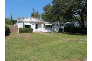 925 60TH STREET, GULFPORT, FL 33707 Sold 01/08/25
