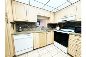 6401 UNIVERSITY DRIVE, TAMARAC, FL 33321 Sold 10/15/24