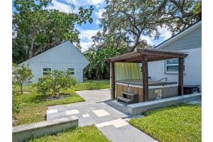 629 LAKE SHORE DRIVE, MAITLAND, FL 32751 Sold 09/13/24