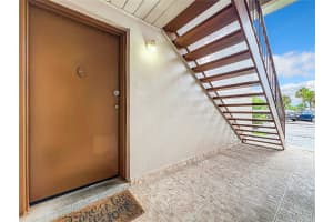 5885 DAHLIA DRIVE, ORLANDO, FL 32807 Sold 10/15/24