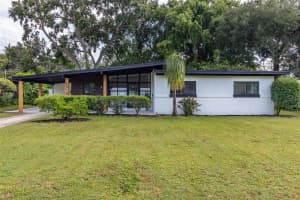 2913 WALNUT STREET, ORLANDO, FL 32806 Sold 10/30/24