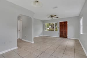 1301 CENTER STREET, EUSTIS, FL 32726 Sold 11/04/24
