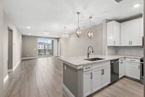 7573 LAUREATE BOULEVARD, ORLANDO, FL 32827 - MLS#MFRO6234417