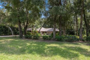 185 RIVER OAKS CIRCLE, SANFORD, FL 32771 Sold 09/28/24
