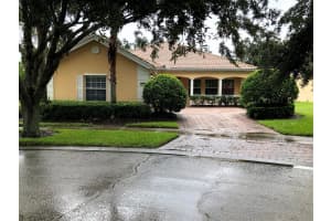 11938 CHARLTON LANE, ORLANDO, FL 32827 Sold 10/01/24