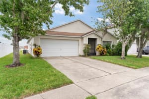 1023 SENECA FALLS DRIVE, ORLANDO, FL 32828 Sold 01/17/25