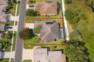 27127 Stoney Brook Dr Leesburg, FL 34748 - Off Market