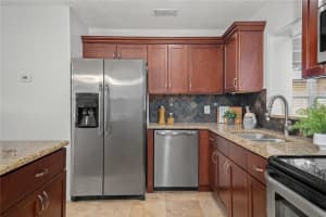 20 SPRUCE STREET, ORLANDO, FL 32804 Sold 02/05/25