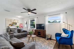 5009 KEMPSTON DR, ORLANDO, FL 32812 Sold 10/30/24
