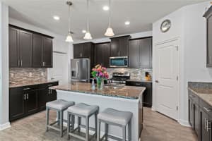 7612 LOON AVENUE, WINTER GARDEN, FL 34787 Sold 12/04/24