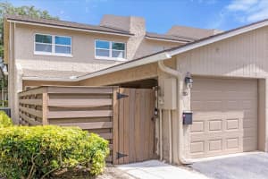 881 TOWN CIRCLE, MAITLAND, FL 32751 Sold 05/01/25