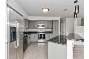 1913 SOUTH BOULEVARD, MAITLAND, FL 32751 Sold 05/22/25