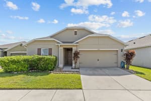5716 Lakeside Landings Blvd, WINTER HAVEN