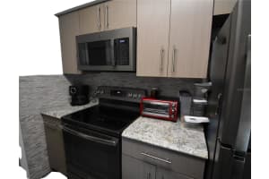 712 LOUISIANA AVENUE, SAINT CLOUD, FL 34769 Sold 10/26/24