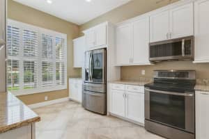 233 HERON STREET, ALTAMONTE SPRINGS, FL 32701 Sold 12/20/24