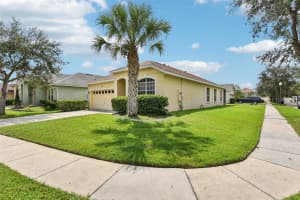 5018 BELLTHORN DRIVE, ORLANDO, FL 32837 Sold 10/07/24