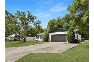 220 LOCH LOW DRIVE, SANFORD, FL 32773 Sold 11/15/24