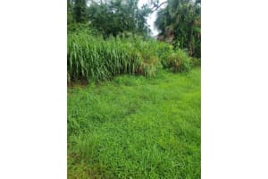 929 DEVON AVENUE, SEBASTIAN, FL 32958 Sold 12/02/24