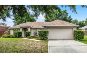 2510 CARMEL LANE, EUSTIS, FL 32726 Sold 10/17/24