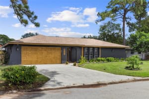 2243 PINE VIEW CIRCLE, SARASOTA, FL 34231 Sold 10/07/24