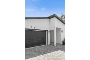 718 KALEY AVENUE, ORLANDO, FL 32805 Sold 10/29/24