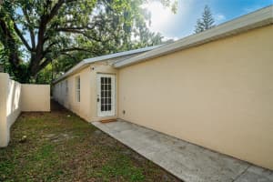218 OGLETHORPE PLACE, ORLANDO, FL 32804 Sold 05/28/25