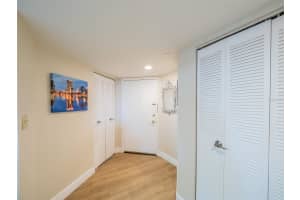 400 COLONIAL DRIVE, ORLANDO, FL 32803 Sold 12/26/24
