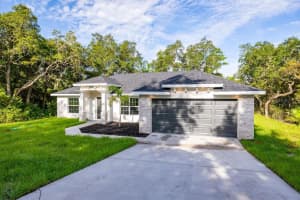 226 CEDAR AVENUE, ORANGE CITY, FL 32763 Sold 10/24/24