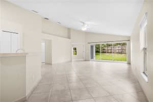 3006 SUMMER CRUISE DRIVE, VALRICO, FL 33594 Sold 11/05/24