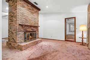 202 BEDFORD ROAD, ALTAMONTE SPRINGS, FL 32714 Sold 05/05/25