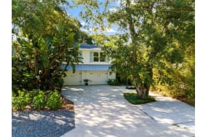 807 23RD AVENUE, NEW SMYRNA BEACH, FL 32169 Sold 05/02/25