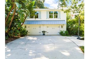 807 23RD AVENUE, NEW SMYRNA BEACH, FL 32169 Sold 05/02/25