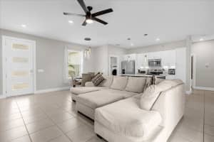 325 DAFFODIL LANE, KISSIMMEE, FL 34759 Sold 05/12/25