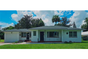 2140 WESTLAND ROAD, MOUNT DORA, FL 32757 Sold 01/28/25