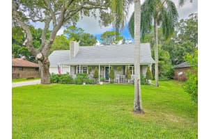 33 LAZY EIGHT DRIVE, PORT ORANGE, FL 32128 Sold 11/25/24