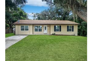 915 KENTUCKY BOULEVARD, EUSTIS, FL 32726 Sold 01/16/25